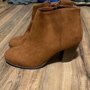 Old Navy Brown Booties